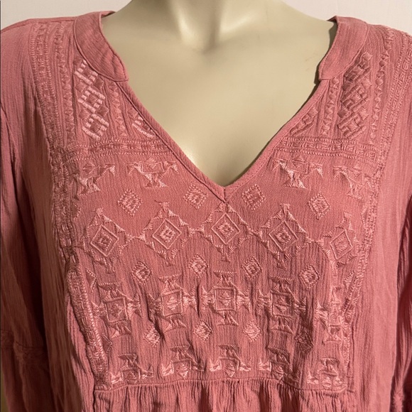 Torrid Pink Embroidered Blouse - Picture 3 of 8